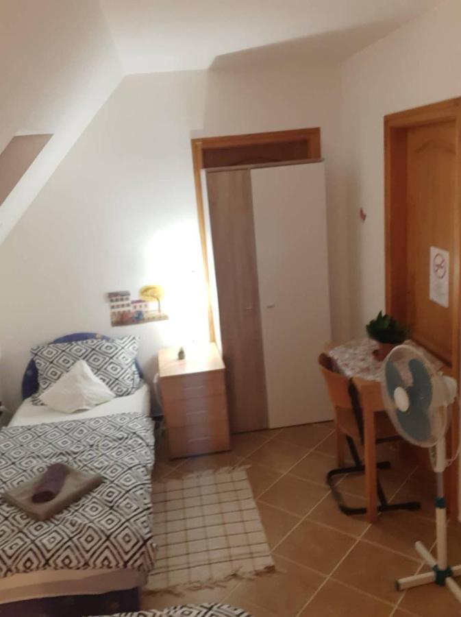 Erdey Apartman Barcs Esterno foto